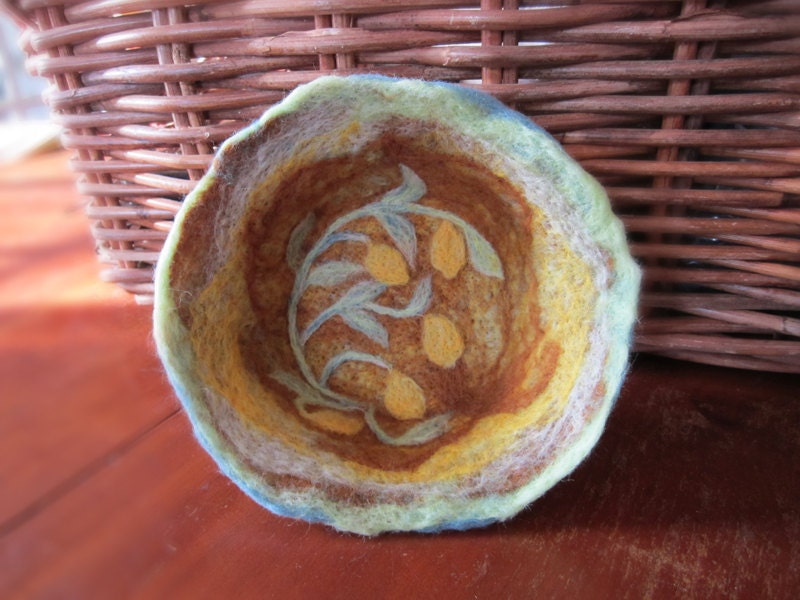 Felt Bowl, Wool Fiber Art Bowl, Needle Felted Lemon Tree Branch, Decorative Bowl, Fiber Art Object, Soft Sculpture
