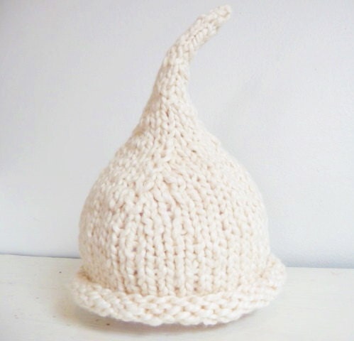 Soft Organic Baby Elf Hat in Natural White - Newborn Boy or Girl Pixie Gnome Hat - Organic Cotton - Photo Prop -  Great Baby Shower Gift