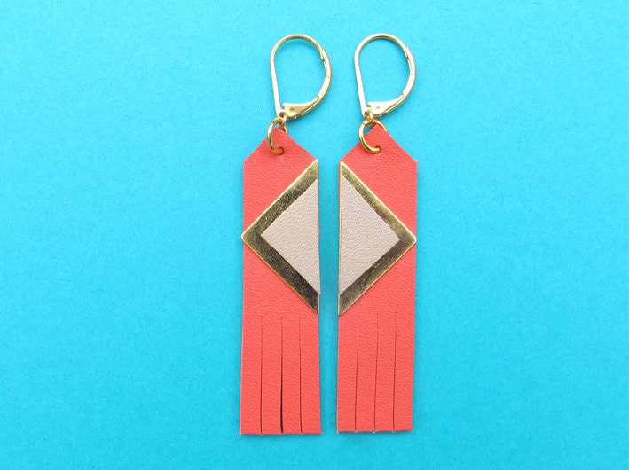 Sinki sleepers coral, navajo style in leather, fringes and triangles