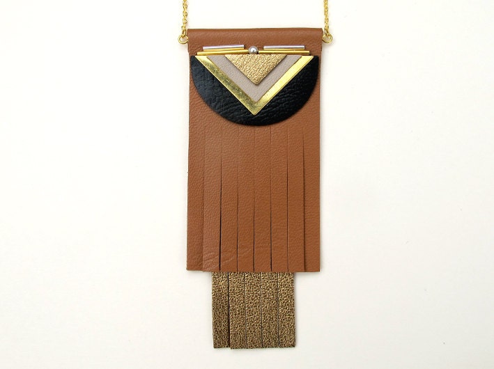 Hawara long necklace caramel, ethnic spirit, fringes in leather