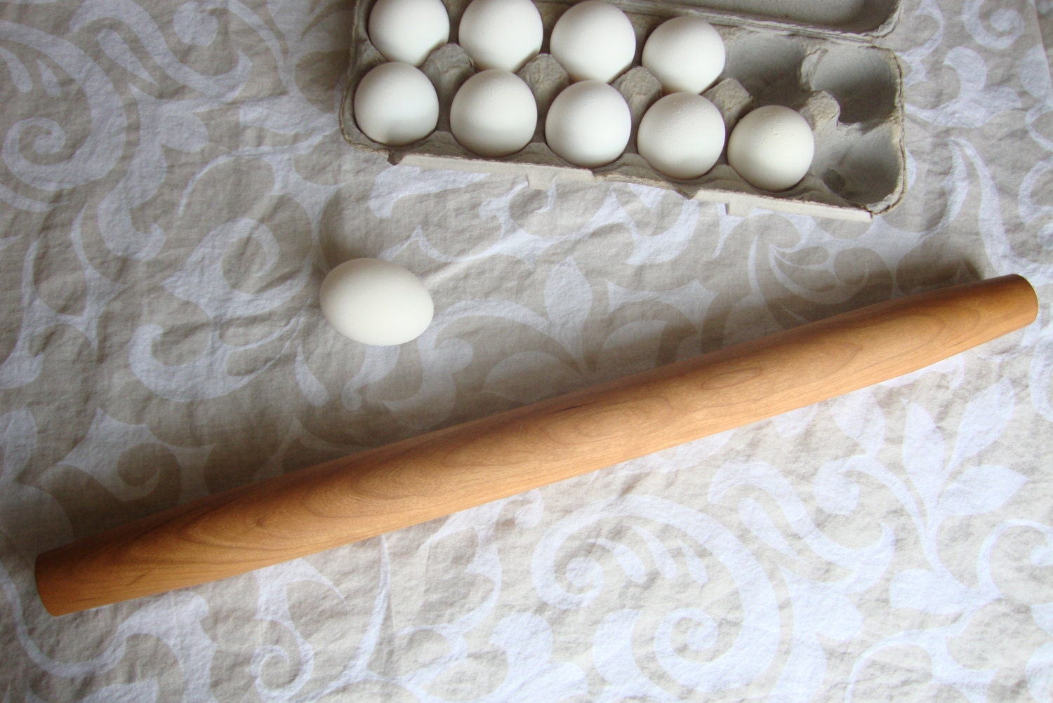 Wood rolling pin, Cherry, 20 inches long, beautiful red-brown grain