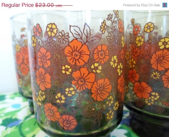 SPRING SALE Vintage set of Seven Libbey Glasses  Amber Glass with Mod Orange and Yellow Flowers  Retro  Cottage Chic