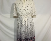 VTG 1970's Cream and ...