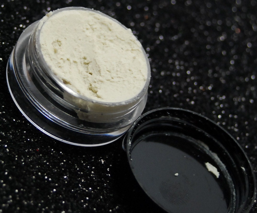 Cream Eye Primer Sample - Vegan Friendly - 3 Gram Pot
