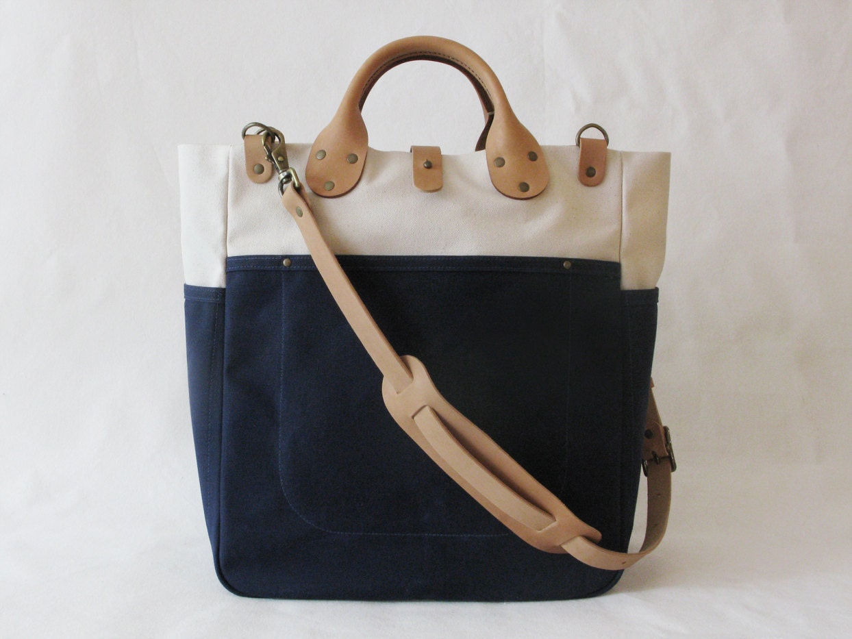 Garrison Bag (Natural/Navy)