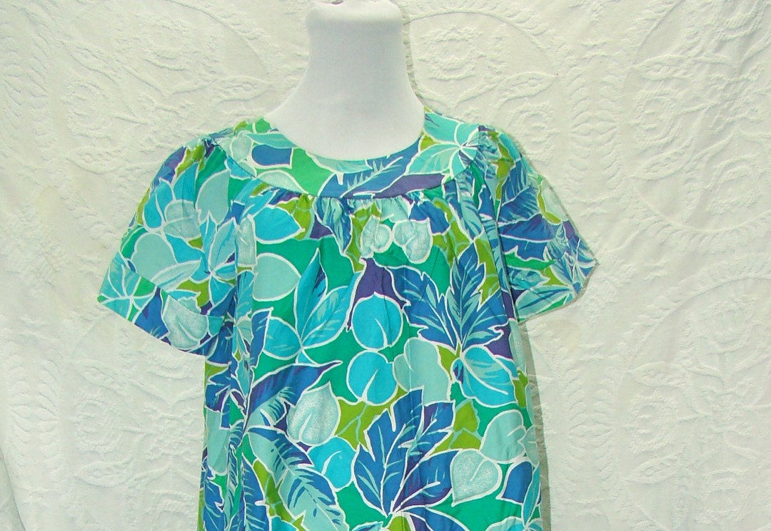 Vintage Cotton Summer Play Dress in Teals, Greens, and Blues, Hawaiian. S-M. Loose, Short-Sleeved, Boat Neck Beach Dress. Cover-Up.