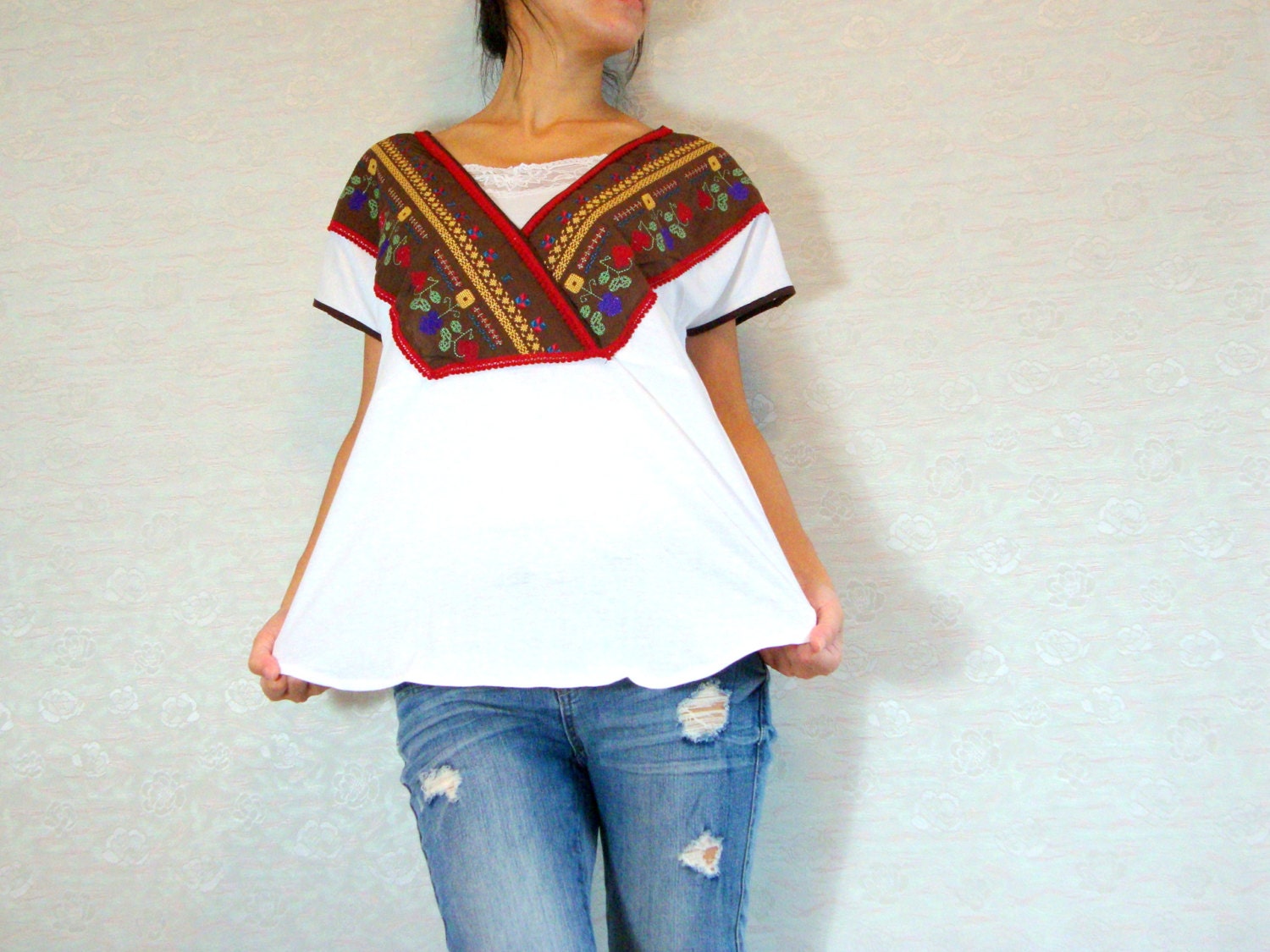White Embroidered  blouse - v neck blouse/ short sleeve top / oriental blouse / inspired