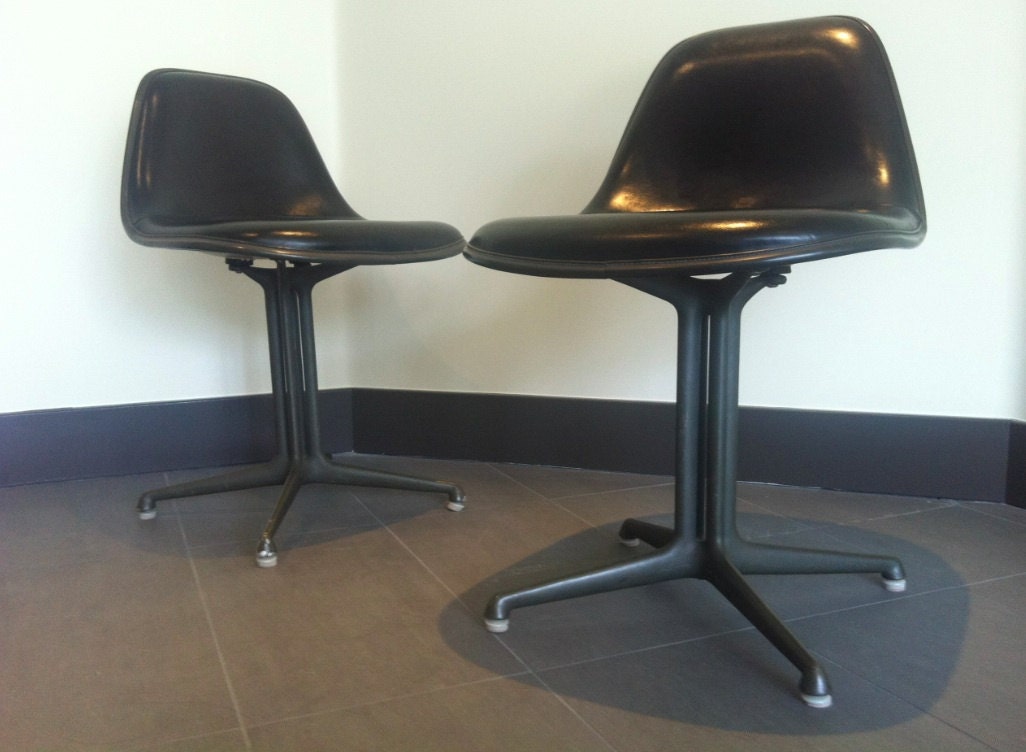 EAMES ALEXANDER GIRARD Pair of La Fonda del Sol side chair Premium Black Naugahyde 2 Chairs All Original Vintage Rare