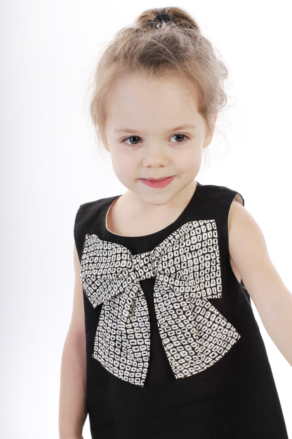 Girls linen dress black white bow autumn winter soft christmas NY special occasion/hmet/rusteam /etsy lush/ team madcap
