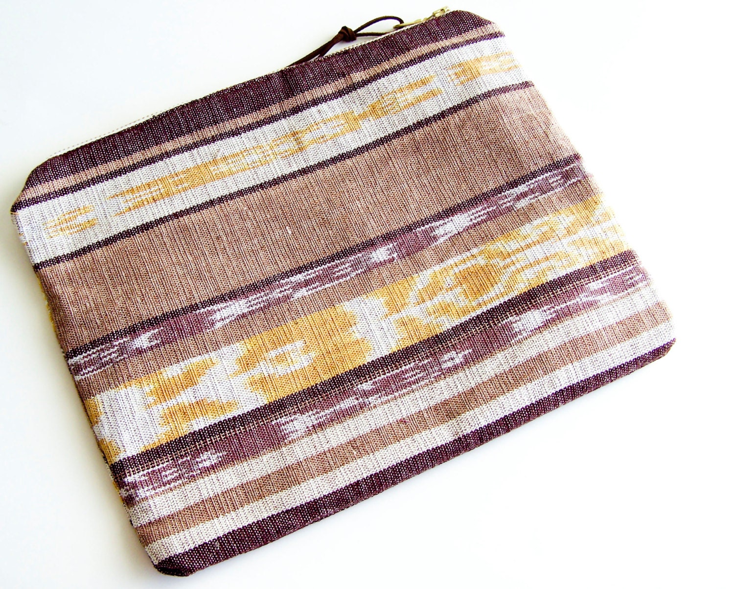 El Desierto Lovely ikat zipper clutch purse