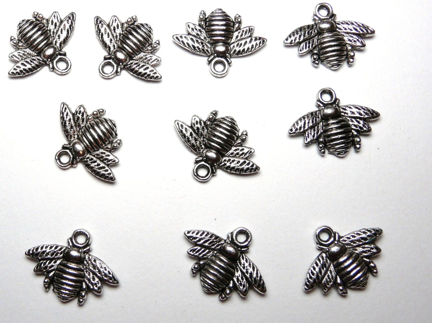 10 Bee Charms, Insects, Craft Charms, Nature Charms, Craft Supplies, UK seller