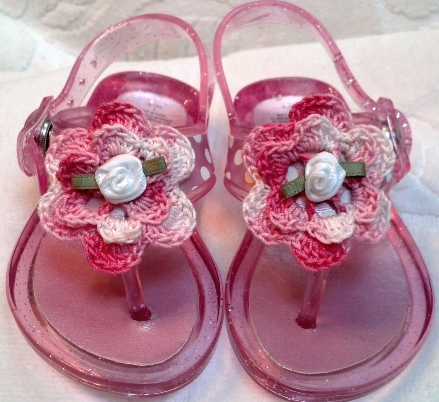 Baby Infant Girls Pink Polka Dot Jelly Sandals Shoes - Handmade Irish Rose Flowers -  Sizes 2 and 3 (approx 3-9 months)