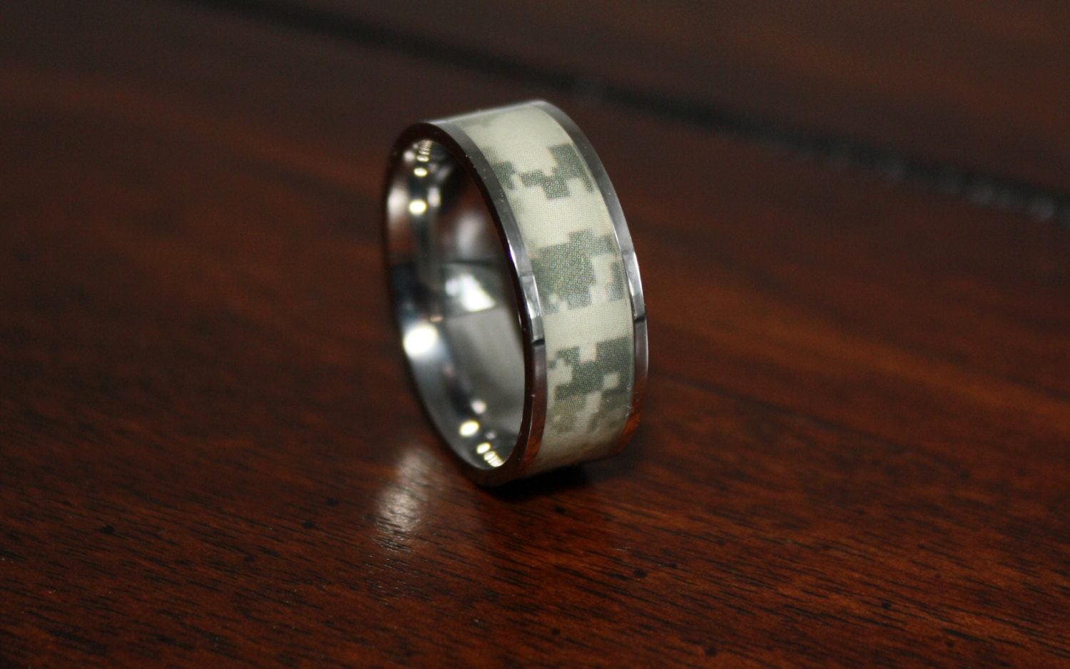 Army Camo Wedding Ring - Military Titanium Wedding Band - Marpat Camo Ring - Birthday Gift Fathers Day - RusticTendencies Army Camo Wedding Ring - Military Titanium Wedding Band - Marpat Camo Ring - Birthday Gift Fathers Day - RusticTendencies