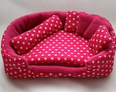 cosy cuddle lounge / bed with waterproof blanket and 5 pillows for guinea pigs (stars on pink/pink)