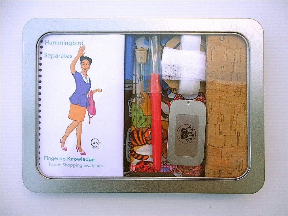 Hummingbird Cake Tin