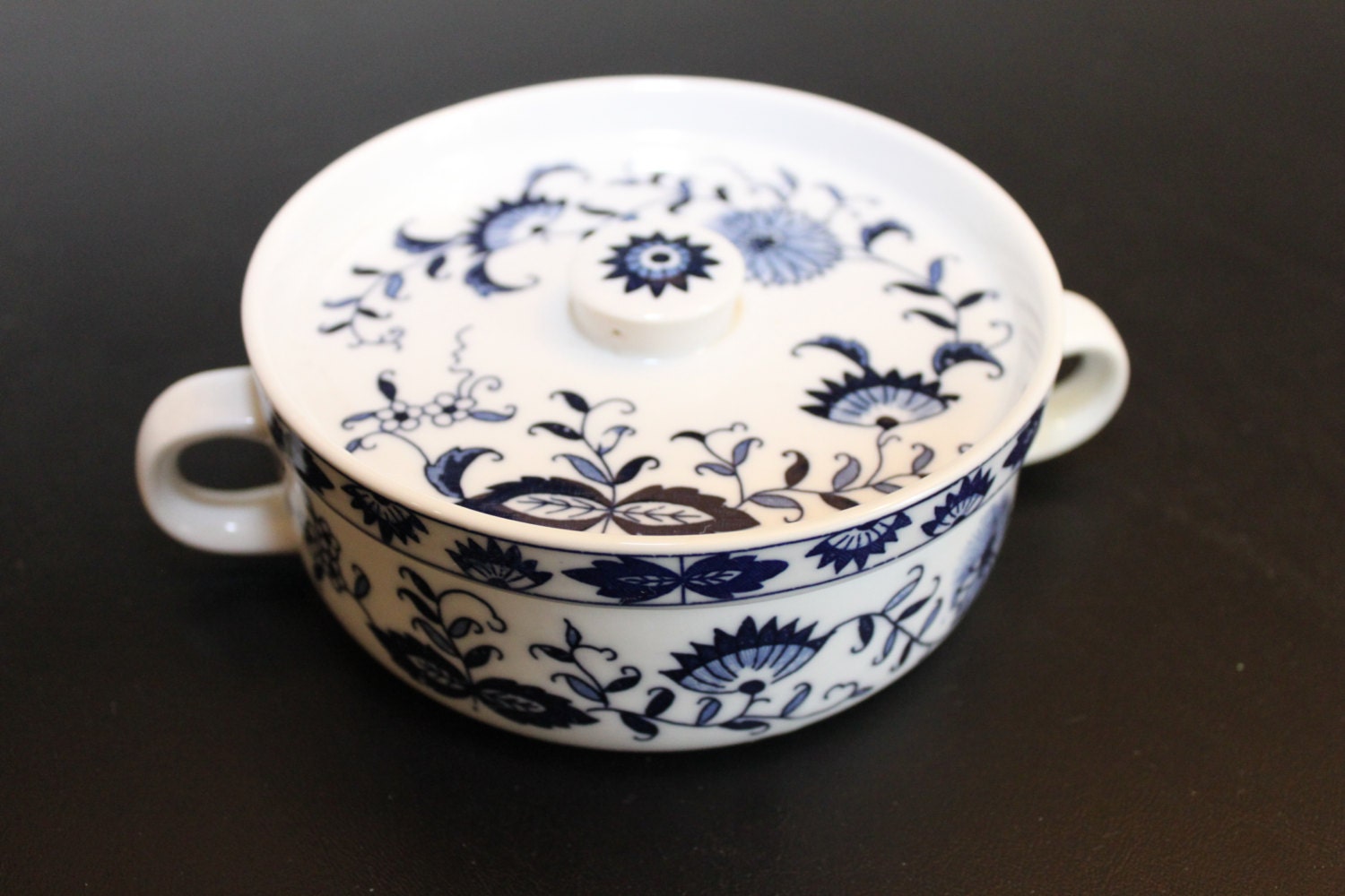 Vintage Blue and White Floral Painted Handled Dresser Box with Reverse Painted Lid