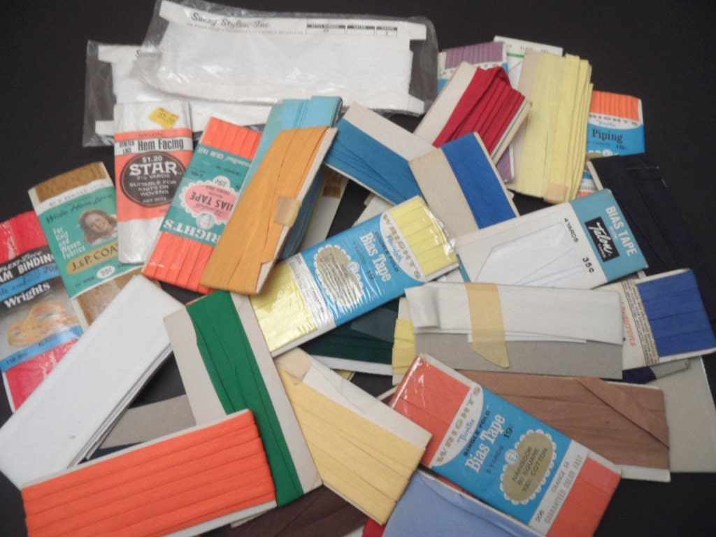 DESTASH TRIM -  Lot of various bias tape, piping and lace trim - multi-color