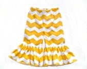 Chevron Ruffle Capris Pants or Knee Shorts Baby Girl Toddler Handmade 3m 6m 9m 12m 18m 24m