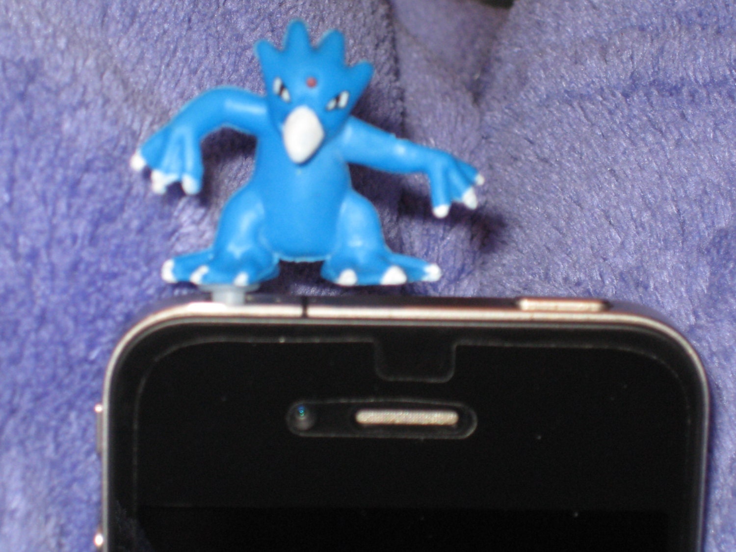 Pokemon Golduck Phone Charm Ear Jack Plug