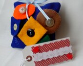 Button practice pillow - Felt shape puzzle pillow - Math game