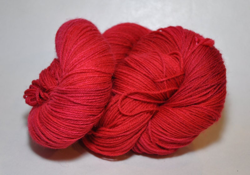Hazumi 4 ply - Scarlet red