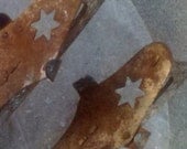 No. 28 Vintage Metal Ice Skates.  US CLUB Rusty old antique clip on style pair of Iceskates USA. unique home decor