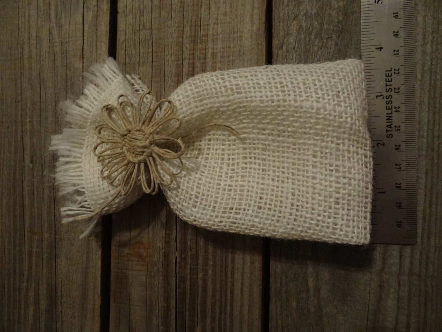 Jute Hemp Cord Rustic Country Daisies for Weddings Favor Bags Set of 10 Nature Wedding Bridal Showers Burlap Flowers