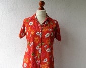 Vintage 90s Red Shirt// Vintage Floral Print Shirt size Medium - DamovFashion