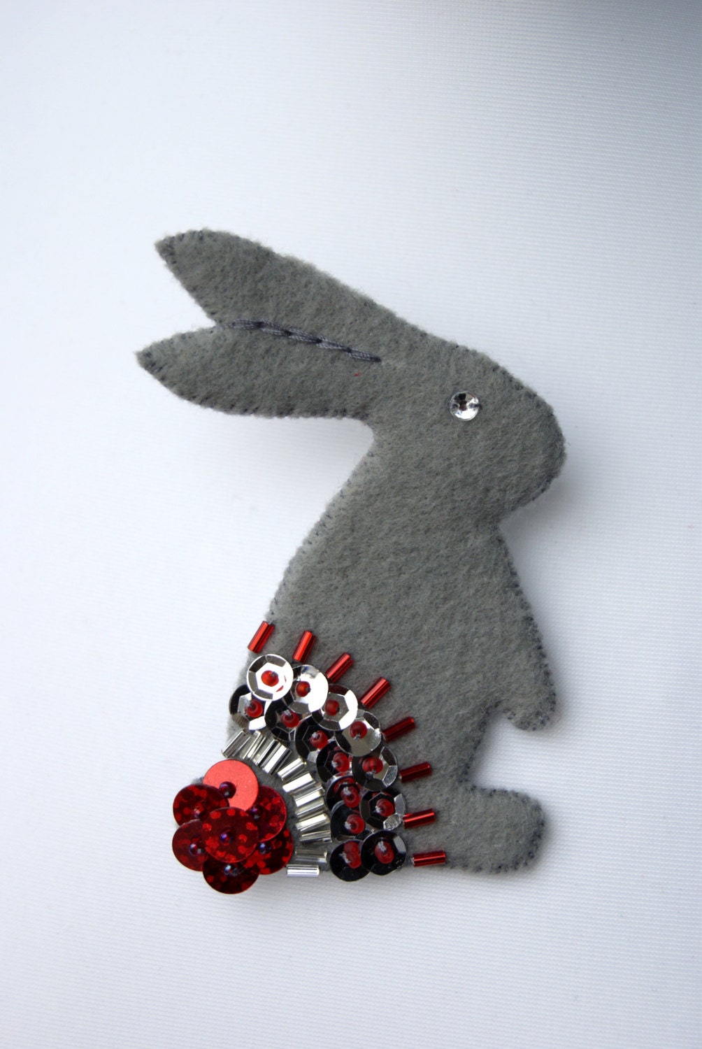 Tinsel Tail Bunny Rabbit Vegan Friendly Eco Felt Brooch Pin