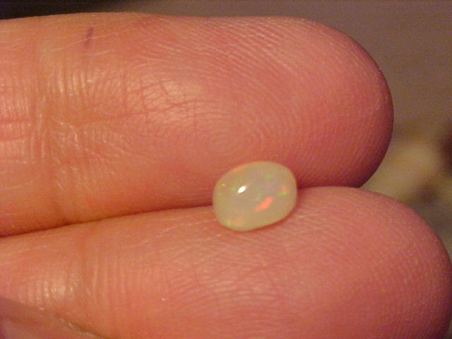0.64Ct Welo ETHIOPIAN OPAL Oval Wello African Precious Crystal Red Orange Green Yellow Flash  Ring Silver/Gold Smithing Setting Wire Wrap