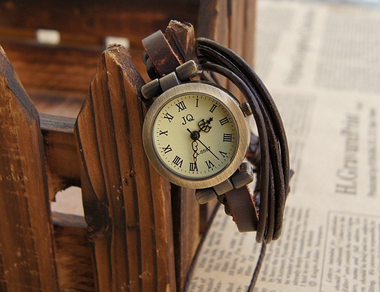 Leather watch, bracelet watch, vintage jewelry table