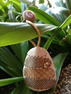 Key pouch--Key holder--Bee hive design--Made with imported materials from Japan