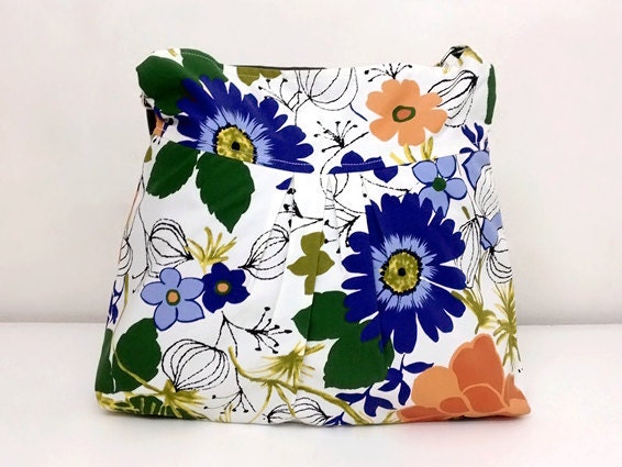 SALE - 10%off Handmade Canvas Bag/ Diaper bag/ Shoulder bag/ Hobo bag/ Tote/ Messenger/ Purse/ Everyday bag - Floral - Katie