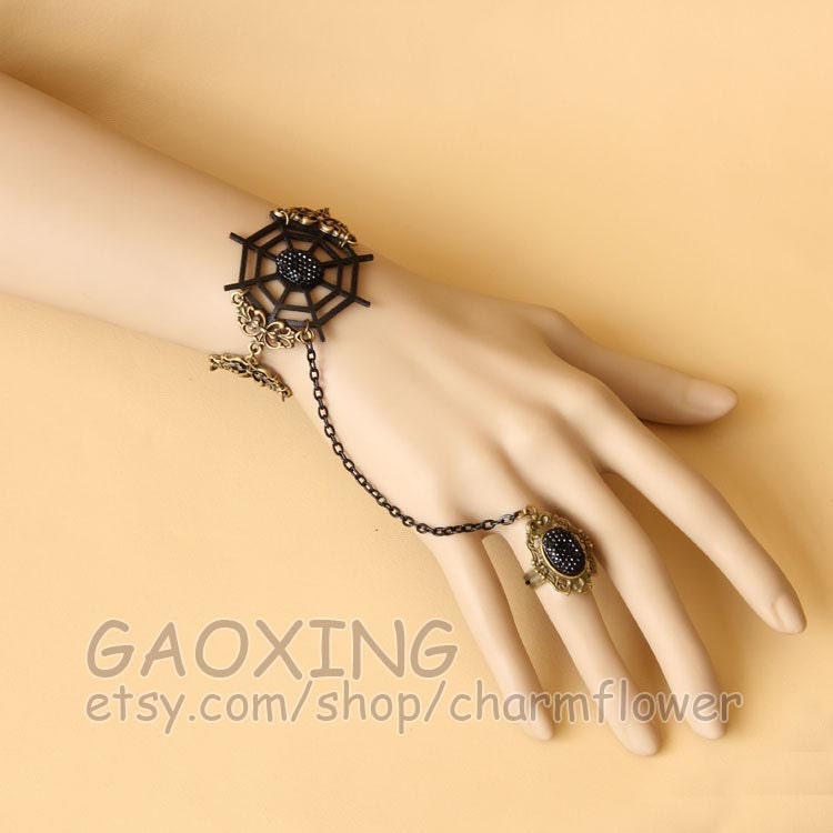 Adjustable Handmade Bracelet Bronze Metal Bracelet With Wheel Black Resin Drill Ring Photo Props Fashion Accessory WS246