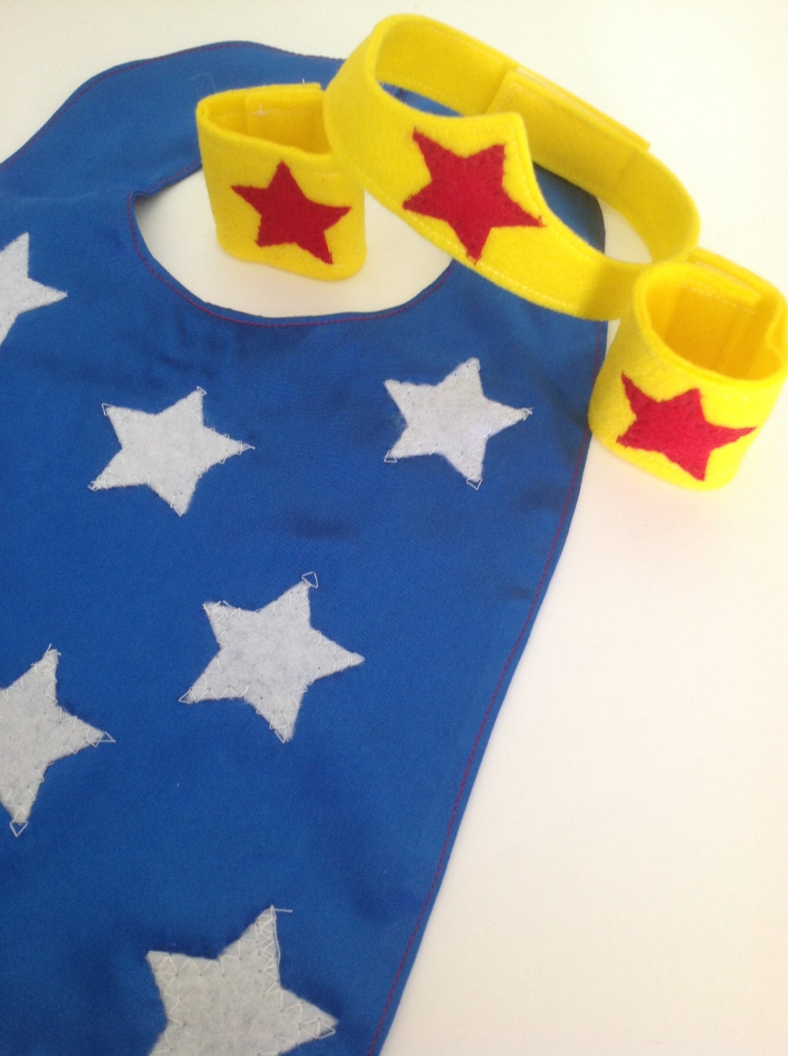 Newborn Super Hero Costume Photo Prop (Bib Style) Wonder Baby