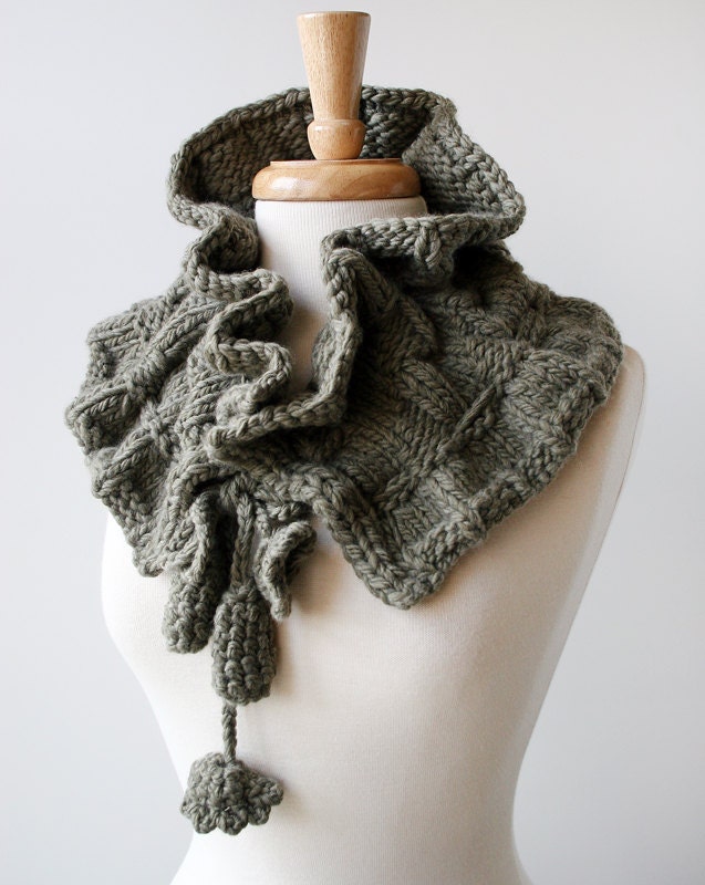 Winter Scarf - Fiber Art Scarf - Luxurious Organic Merino Wool Knit Scarflette - Winter Women Fashion - ElenaRosenberg