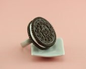 Oreo Cookie Ring