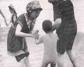 Vintage photo Postcard Le Premier Bain First Swim French Carte Postale  Calais France 1904