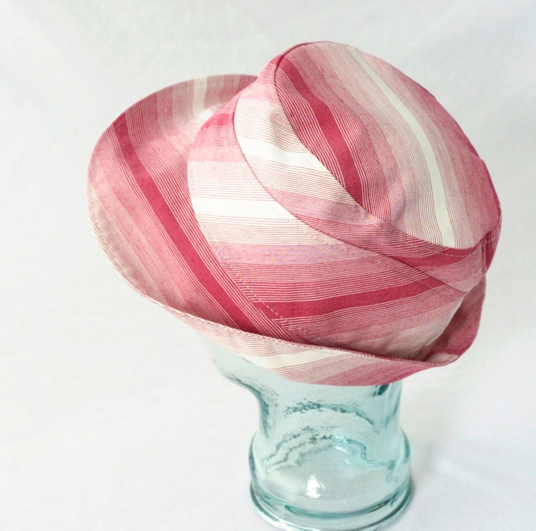 Red and White Striped Cotton Sunhat : Womens Hats, Girls Hats - M