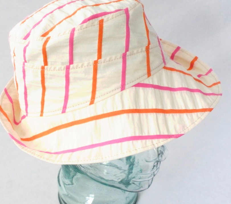 Womens Sunhat in Cream Cotton with Pink and Orange Stripes : L