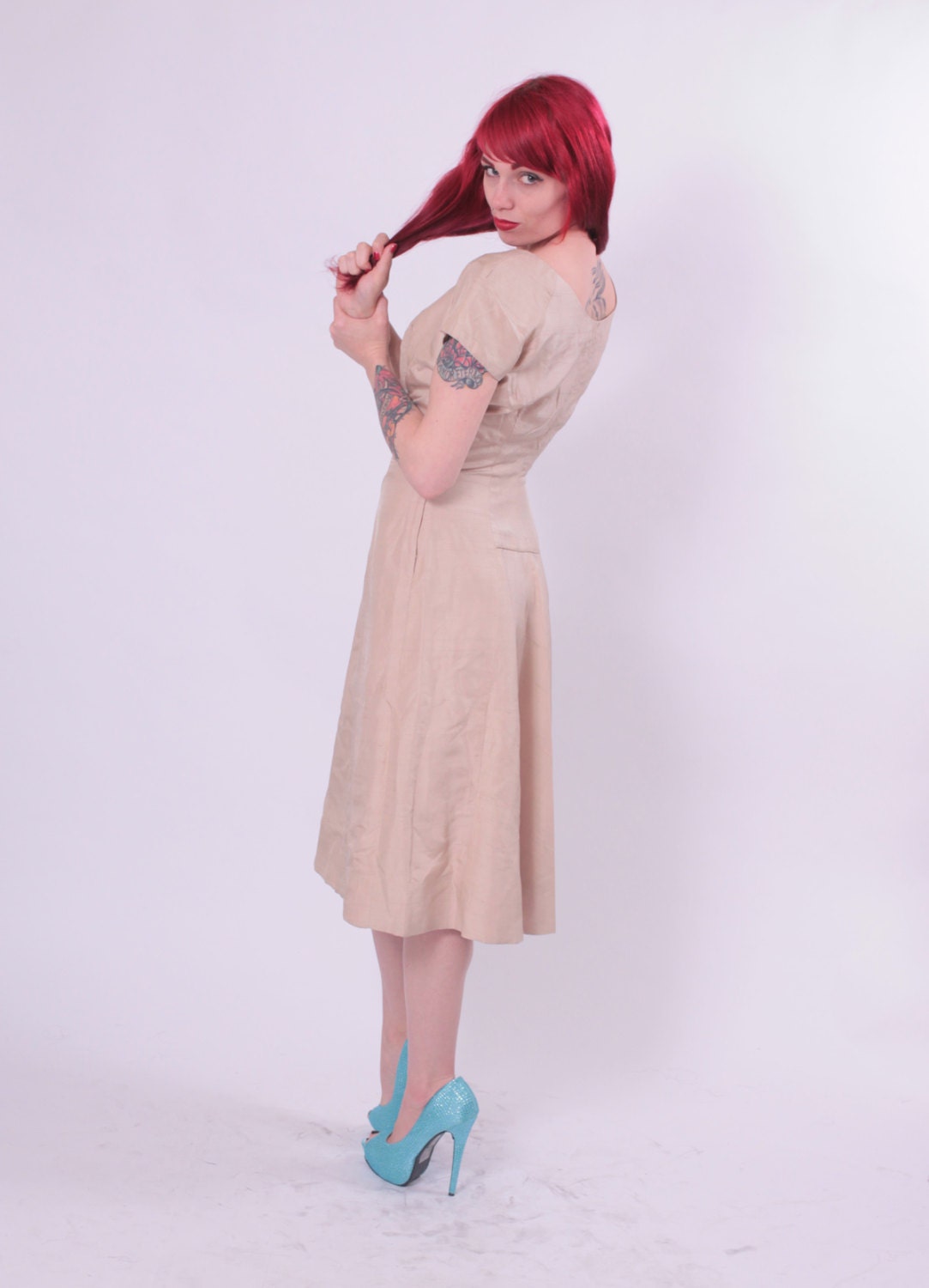 50s Dress - Beige Silk Wiggle Dress with Back Bustle - Small