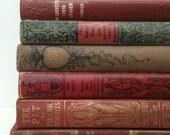 Spring Wedding,Table Setting,SALE,Bridal Shower,Centerpiece,Table Decoration,Book Wedding,Ornate Books