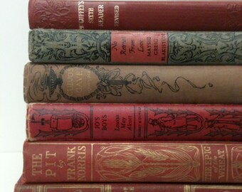 Spring Wedding,Table Setting,SALE,Bridal Shower,Centerpiece,Table Decoration,Book Wedding,Ornate Books