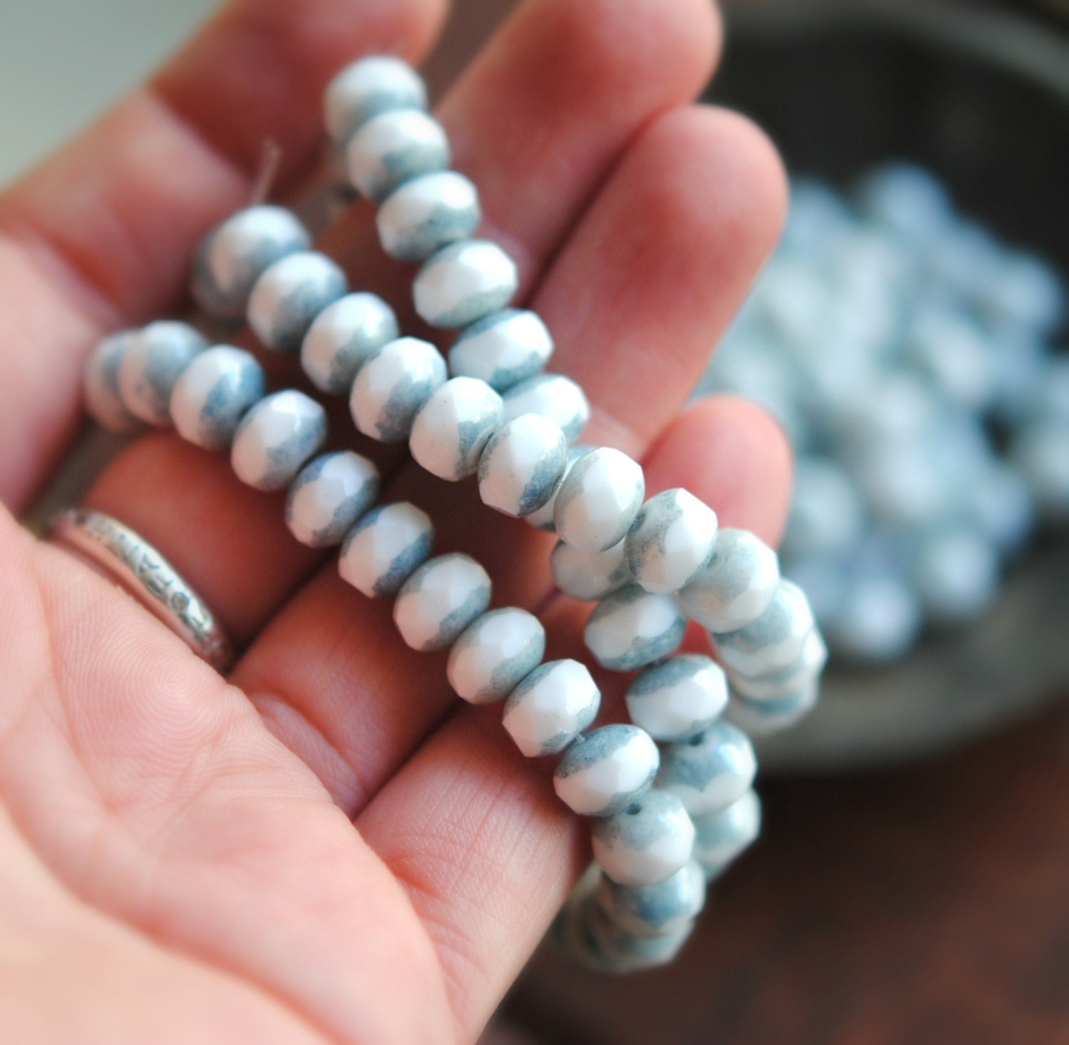 10 Snow White  - Czech Glass Rondelle Beads