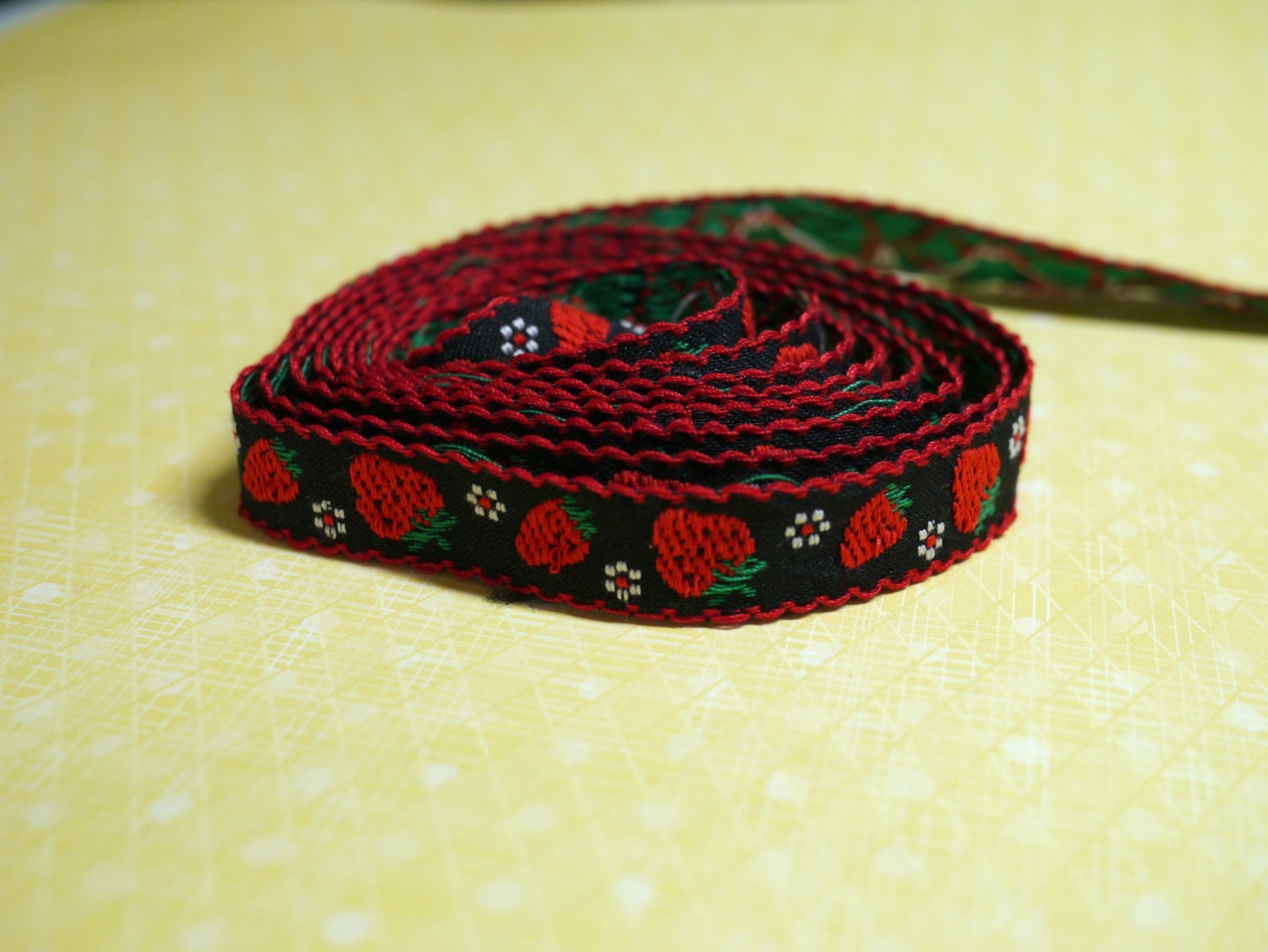 Japanese Cotton Jacquard Strawberry Trim - Black
