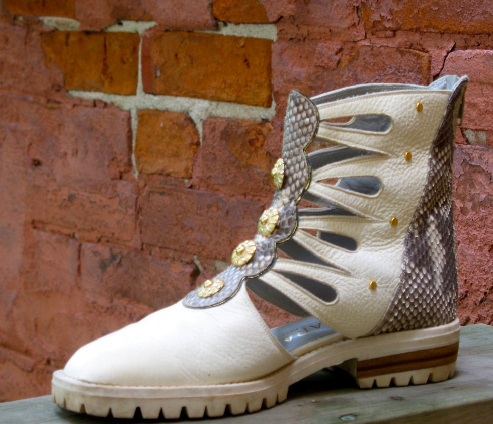 Vintage 90s Peek A Boo Boots 37 Snakeskin Leather / Western Inspired