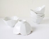 White lotus rice bowls
