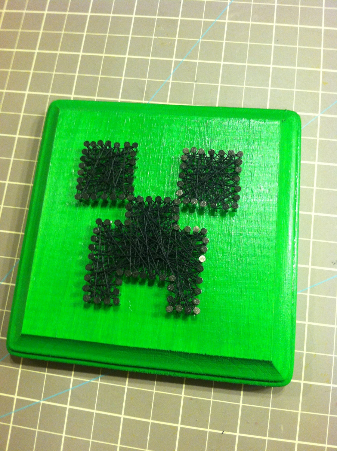 Minecraft 5"x5" CREEPER string art pc xbox gamer geekery green ready to hang