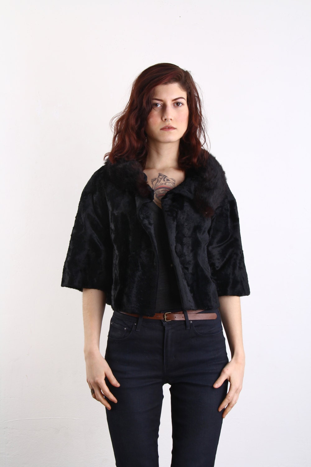 Vintage Crop Coat Fur Collar . Velvet Jacket . Black . High Fashion