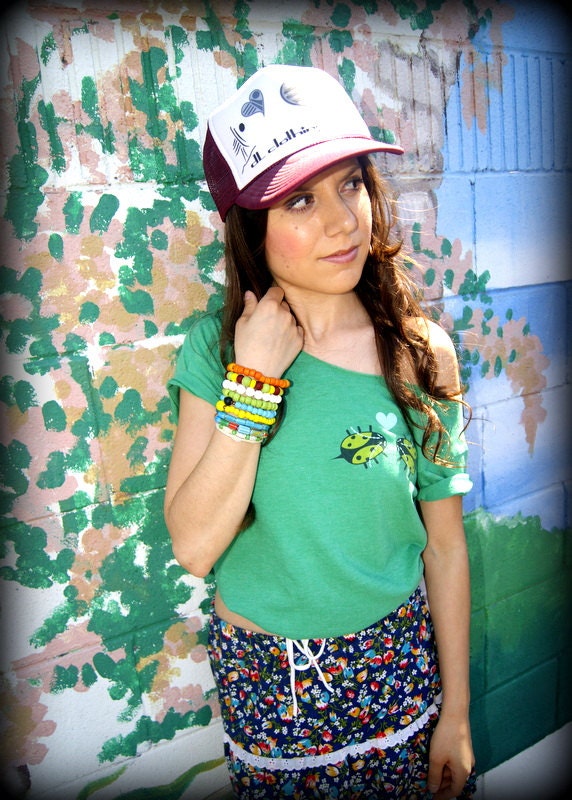 LOVE Hippie Vintage Style, Green, LADYBUG, Wide-Neck, Off-The-Shoulder, Tee, T-Shirt, Top, Blouse, Tunic